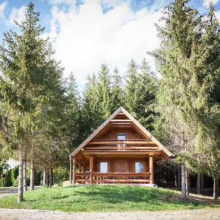 Manka Kisroenkhaz Шале Ispank