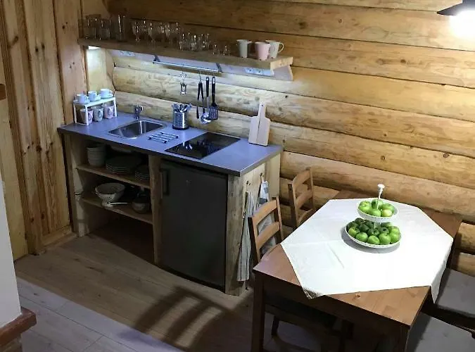 Chalet Manka Kisroenkhaz Ispánk